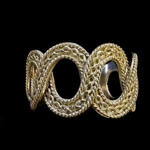 Wide silver Rustic Cuff bracelet. Excellent condition! Comes with dust bag.